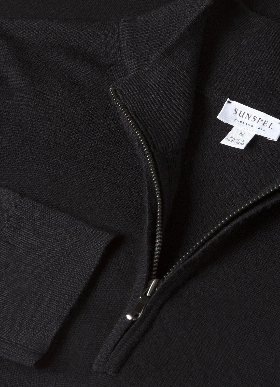 Men's Extra-Fine Merino Zip Neck in Black