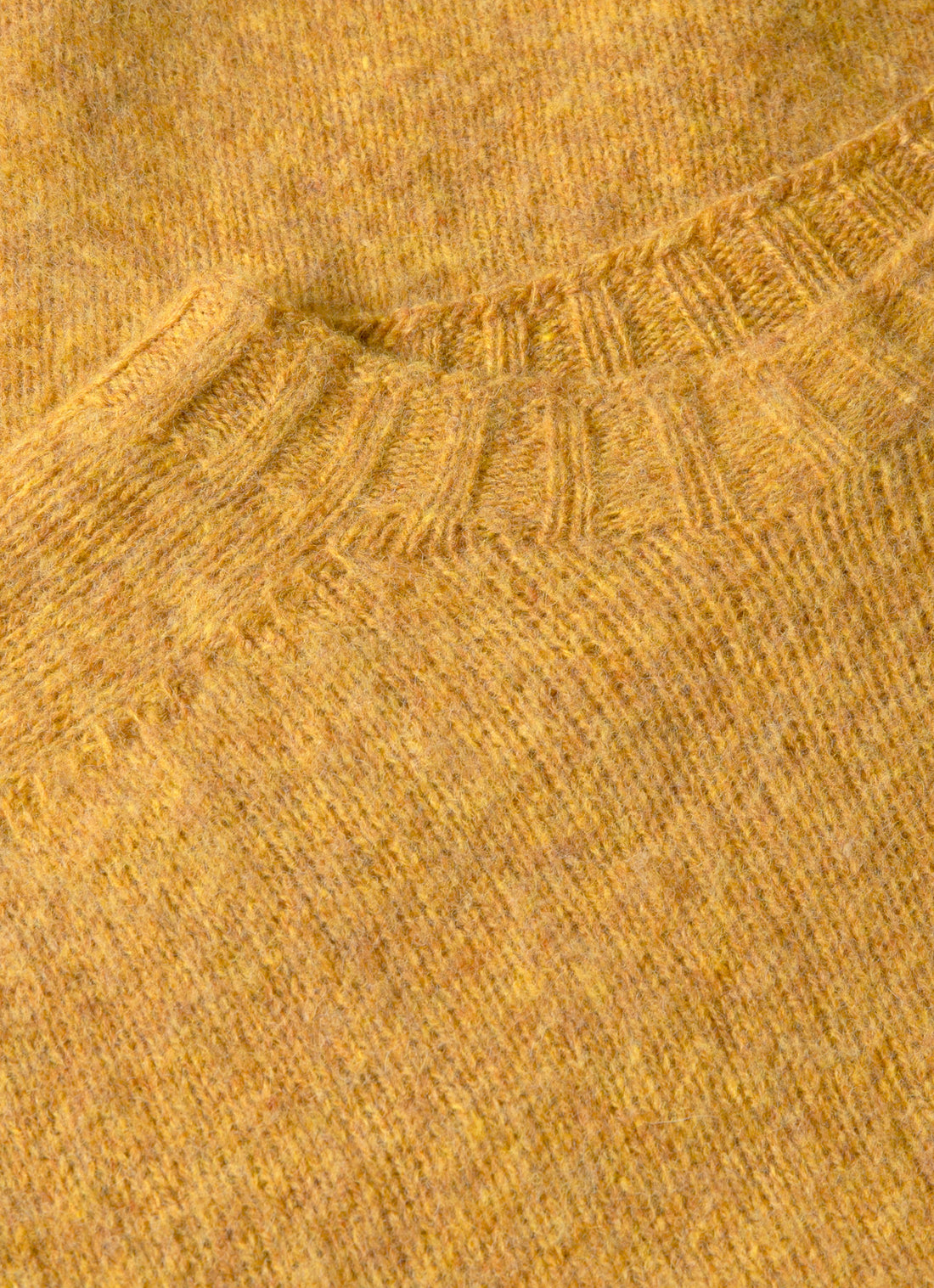 Men's Shetland Crew Neck Jumper in Saffron