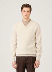 Men's Lambswool V-neck Jumper in Oatmeal Melange