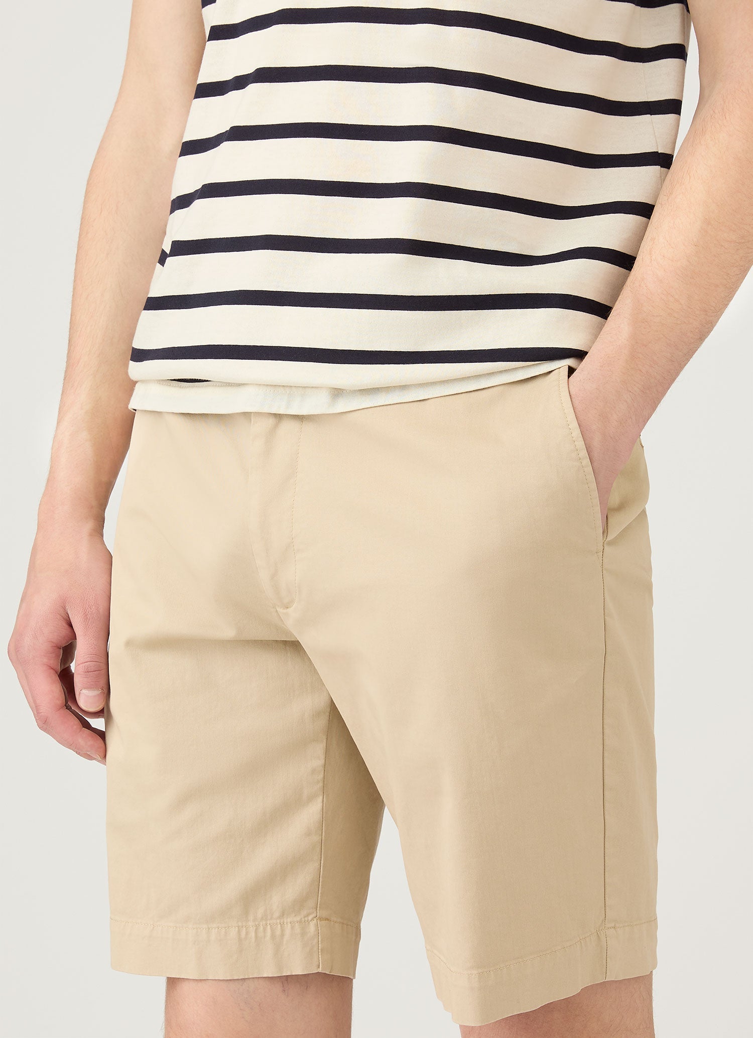 Men's Chino Shorts in Light Stone