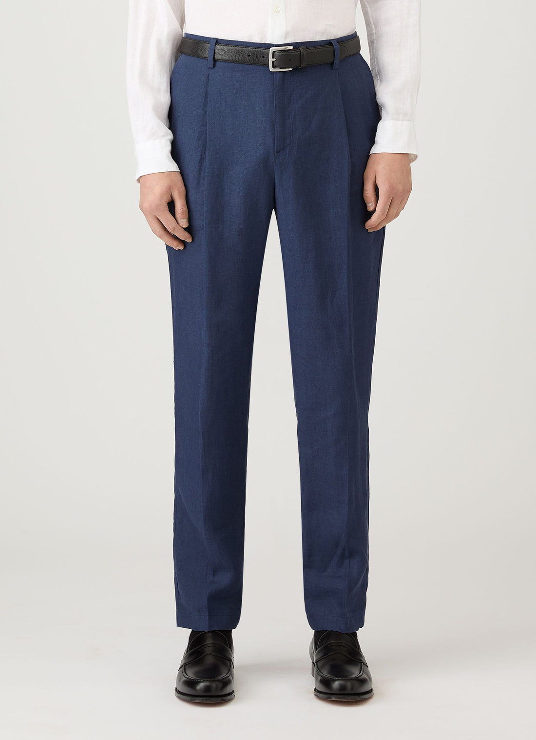 Men's Pleated Linen Trouser in Light Navy