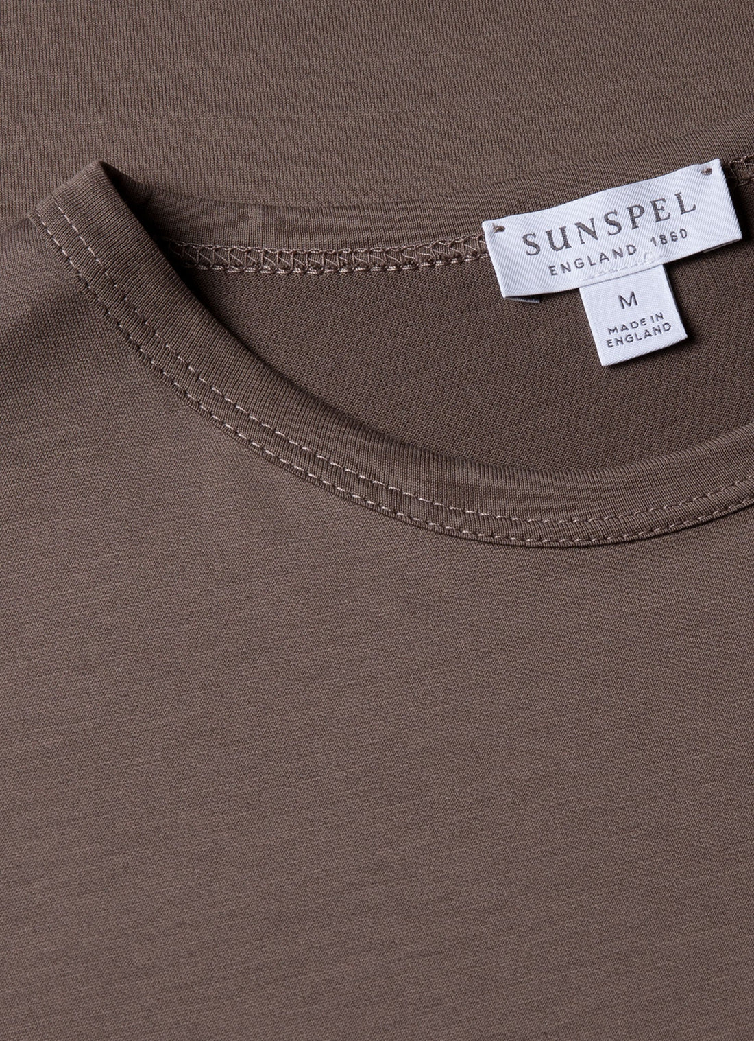 Men's Classic T-shirt in Walnut