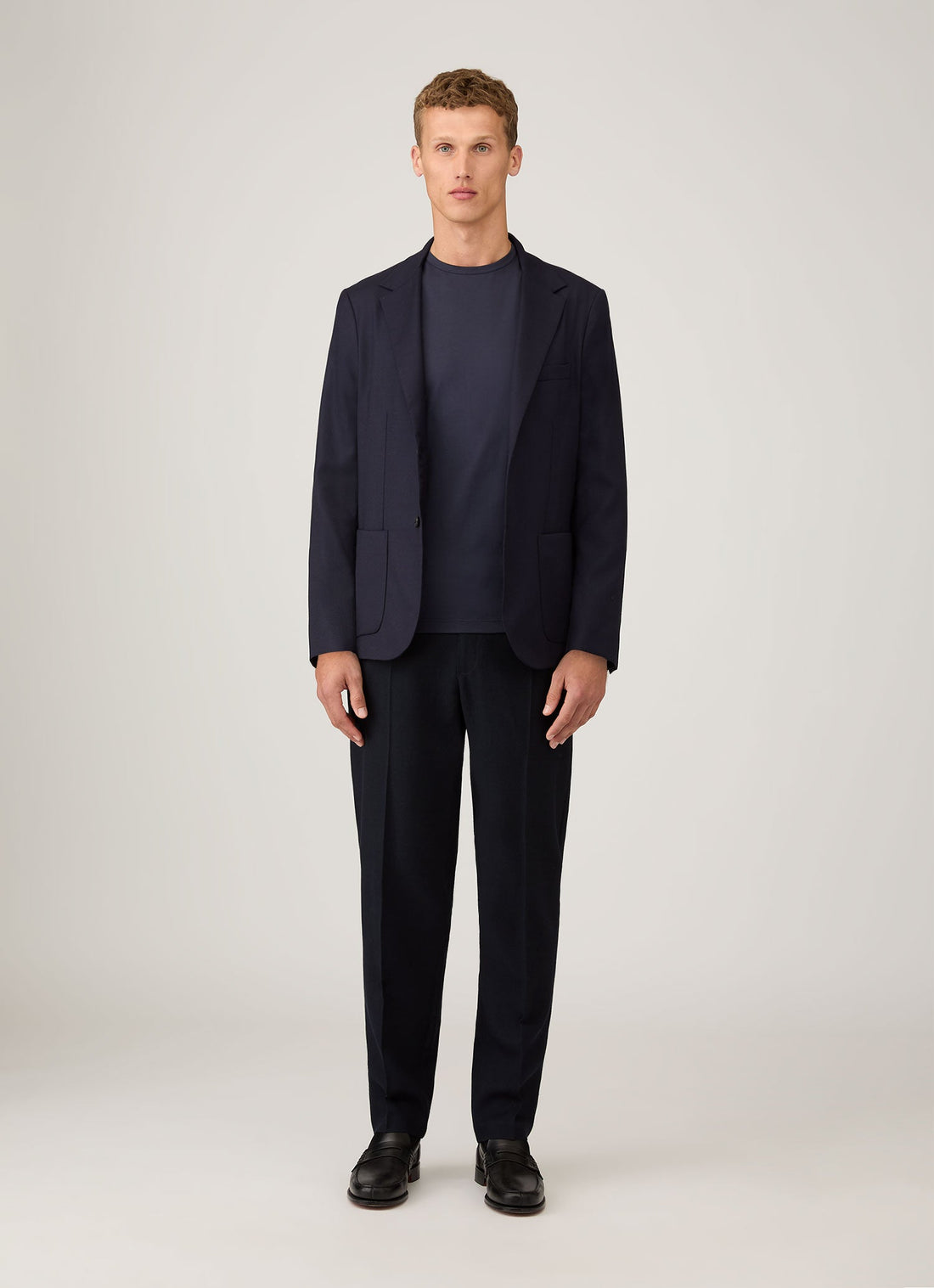 Men's Classic T-shirt in Navy