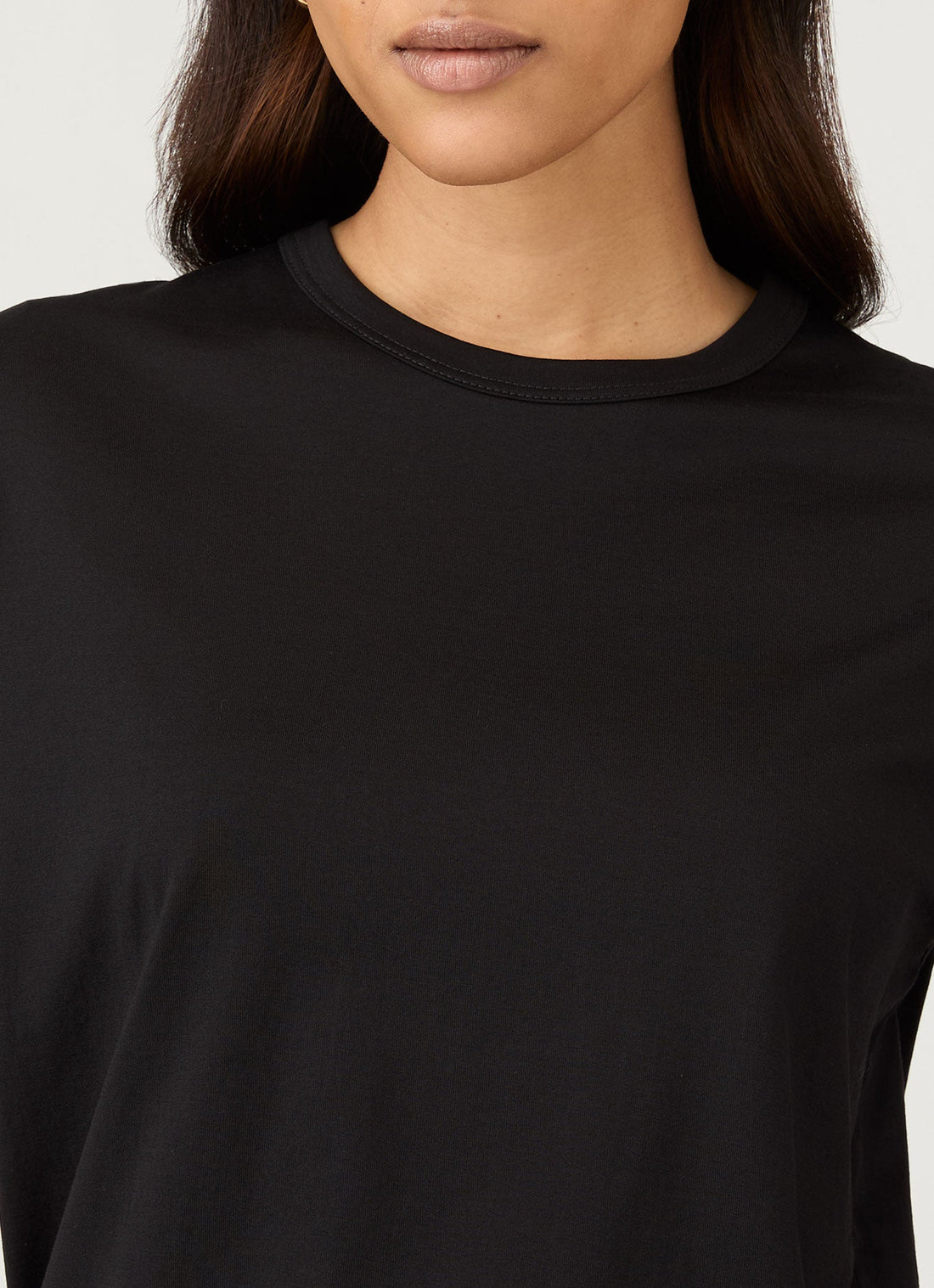 Women's Relaxed Fit T-shirt in Black